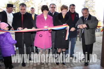 Participare numeroasa la inaugurarea gradinitei din Mediesu Aurit
