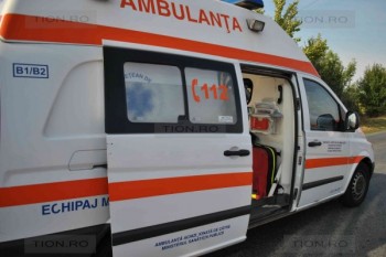 Un negreştean de 61 de ani a fost salvat de echipajul de la Ambulanţă după ce s-a electrocutat