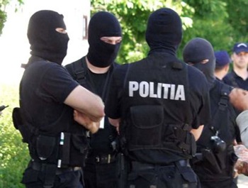 Politistii efectueaza perchezitii in Satu Mare, Bihor si Timis intr-un dosar de evaziune
