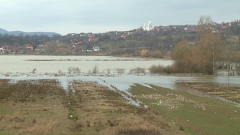 Baraj Calinesti